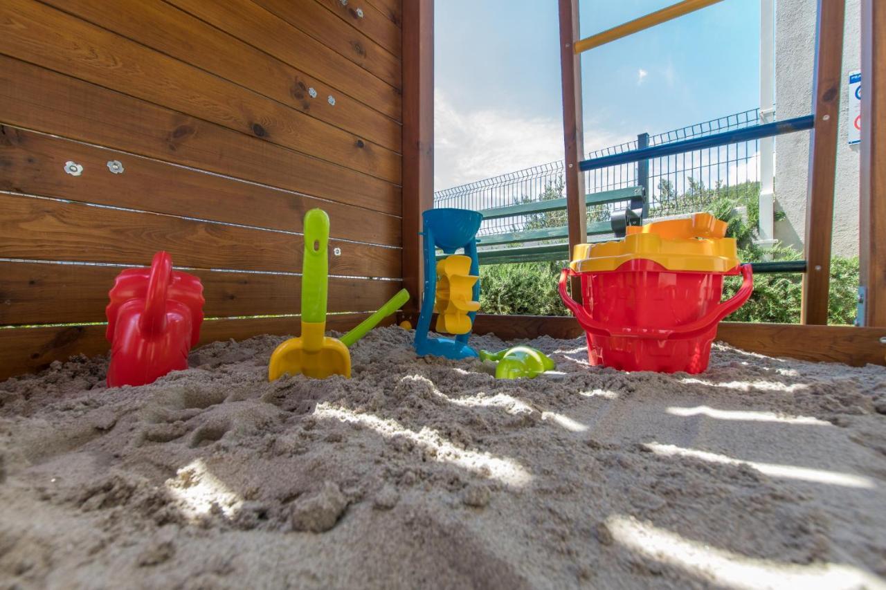 מאקרסקה Villa Violet With Salt Water Pool מראה חיצוני תמונה